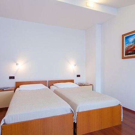 פאז'אנה Apartments Villa Brioni II חדר תמונה